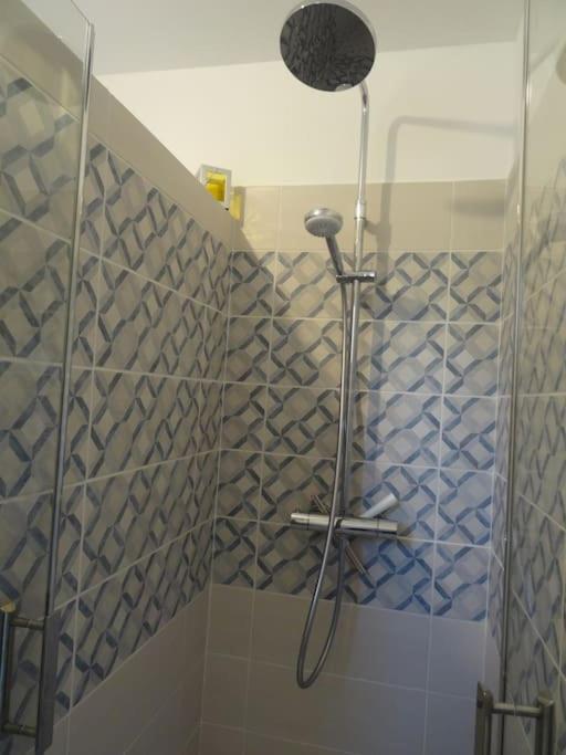 Beau 2 Pieces Avec Jardin Dans Villa A Mougins. Ngoại thất bức ảnh